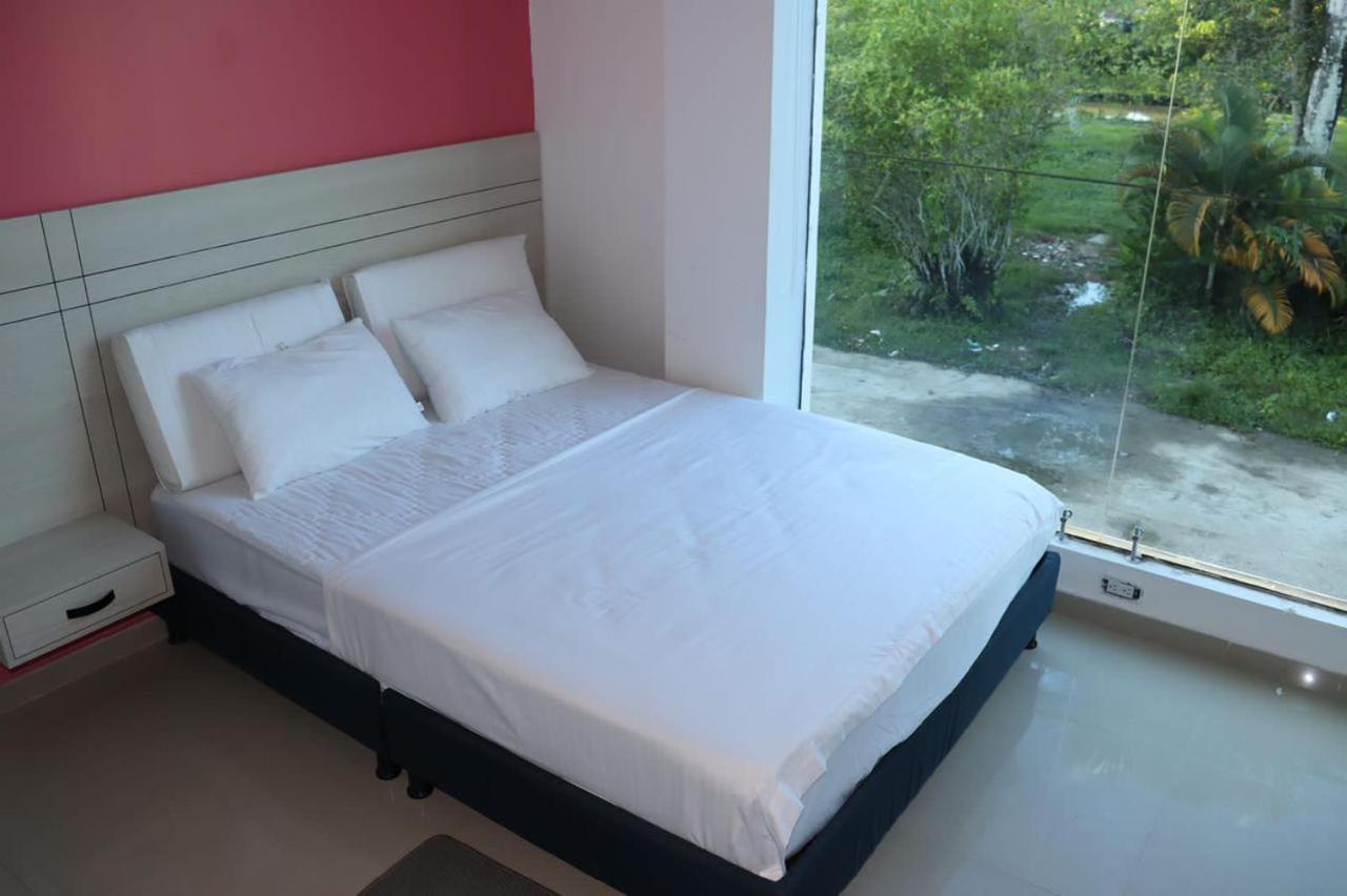 Hotel River Suite Летисия Екстериор снимка
