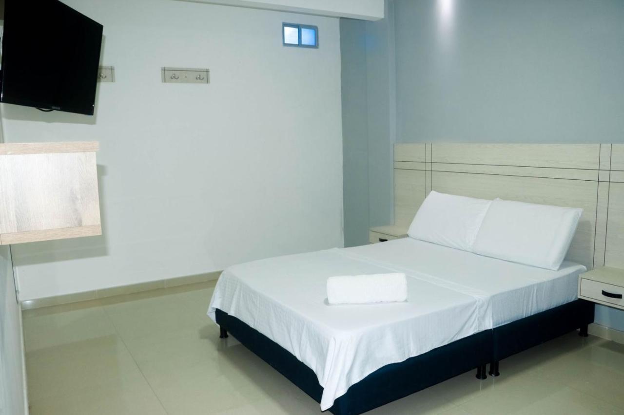 Hotel River Suite Летисия Екстериор снимка